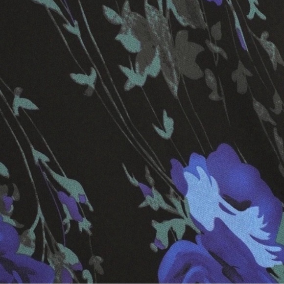 Lulus Elegant Entrance Black Floral Print Halter Maxi Dress - Picture 4 of 13